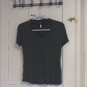 Grey shirt with neck thing